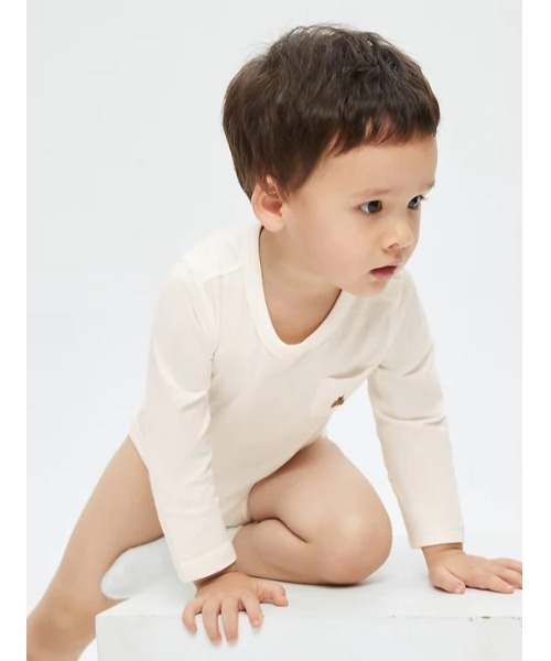 GAP(ギャップ)の「ブラナンフェイバリット ボディスーツ (ベビー)(ロンパース・キッズ・ホワイト/ライトグレー/ネイビー・6-12M/18-24M/3-6M/12-18M/0-3M)」の5枚目の写真