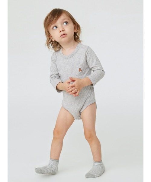 GAP(ギャップ)の「ブラナンフェイバリット ボディスーツ (ベビー)(ロンパース・キッズ・ホワイト/ライトグレー/ネイビー・6-12M/18-24M/3-6M/12-18M/0-3M)」の10枚目の写真