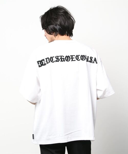 DC(ディーシー)の「DC/ディーシー オーバーサイズ バックロゴTシャツ/刺繍ロゴTee DST222014(Tシャツ/カットソー・メンズ・ベージュ/ホワイト/ブラック・M/L/2XL/XL)」の9枚目の写真