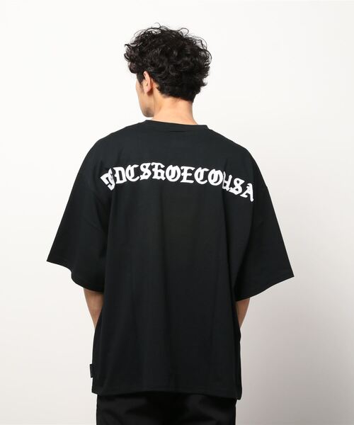 DC(ディーシー)の「DC/ディーシー オーバーサイズ バックロゴTシャツ/刺繍ロゴTee DST222014(Tシャツ/カットソー・メンズ・ベージュ/ホワイト/ブラック・M/L/2XL/XL)」の10枚目の写真