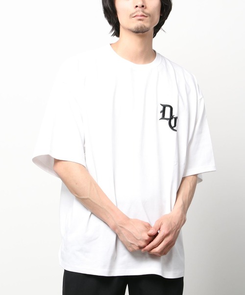 DC(ディーシー)の「DC/ディーシー オーバーサイズ バックロゴTシャツ/刺繍ロゴTee DST222014(Tシャツ/カットソー・メンズ・ベージュ/ホワイト/ブラック・M/L/2XL/XL)」の16枚目の写真