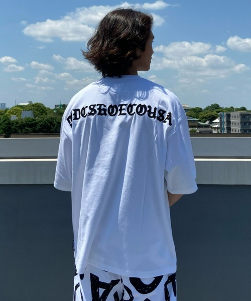 DC(ディーシー)の「DC/ディーシー オーバーサイズ バックロゴTシャツ/刺繍ロゴTee DST222014(Tシャツ/カットソー・メンズ・ベージュ/ホワイト/ブラック・M/L/2XL/XL)」の18枚目の写真