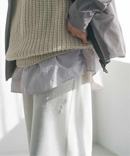 REMI RELIEF（レミレリーフ）の「【REMI RELIEF / レミレリーフ】別注 刺繍スウェットパンツ（スウェットパンツ・メンズ・ホワイト/グリーン系その他・MEDIUM/LARGE）」の8枚目の写真