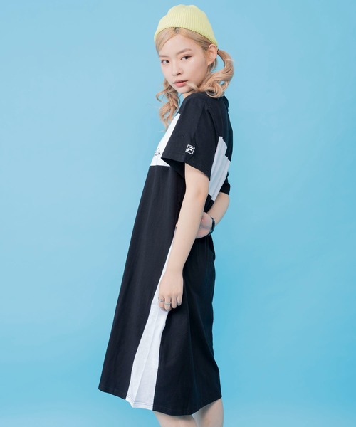 FILA(フィラ)の「FILA/フィラ 筆記体 ブランドロゴ刺繍 配色切替 ドロップショルダー 半袖 Tシャツ ワンピース(ワンピース・レディース・ホワイト/ブラック/チャコール/グリーン・FREE)」の20枚目の写真