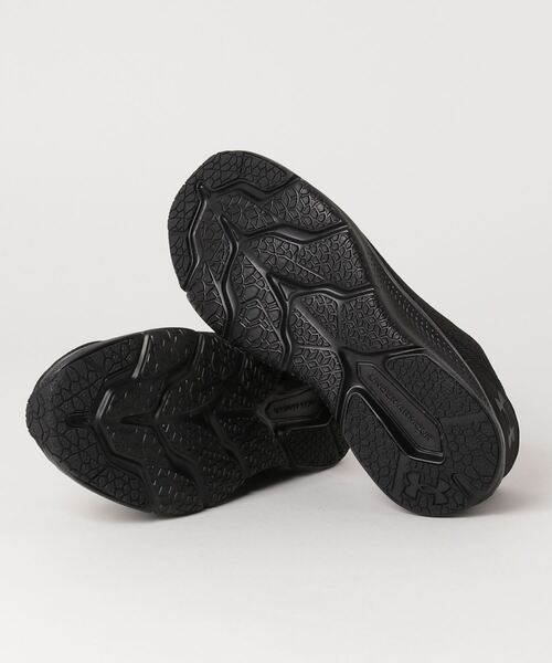UNDER ARMOUR(アンダーアーマー)の「UAシャドー(ランニング/レディース)(スニーカー・レディース・ブラック/ホワイト・24.0cm/23.0cm/26.0cm/25.5cm/22.5cm/24.5cm/25.0cm/23.5cm)」の5枚目の写真