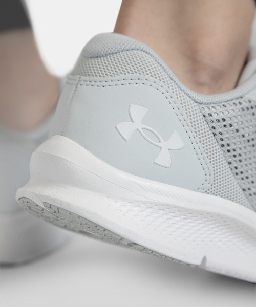 UNDER ARMOUR(アンダーアーマー)の「UAシャドー(ランニング/レディース)(スニーカー・レディース・ブラック/ホワイト・24.0cm/23.0cm/26.0cm/25.5cm/22.5cm/24.5cm/25.0cm/23.5cm)」の13枚目の写真