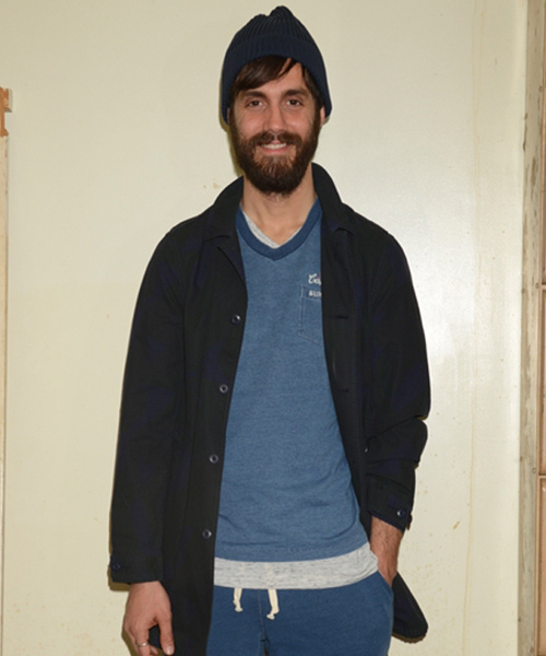 ROSE BUD COUPLES （ローズ バッド カップルズ）の「【カタログ掲載】MCT-15117 INDIGO TEE S/S V/N PKT W/EMB.（Tシャツ/カットソー・メンズ・ダークインディゴブルー/ライトインディゴブルー・SMALL/MEDIUM/LARGE）」の2枚目の写真