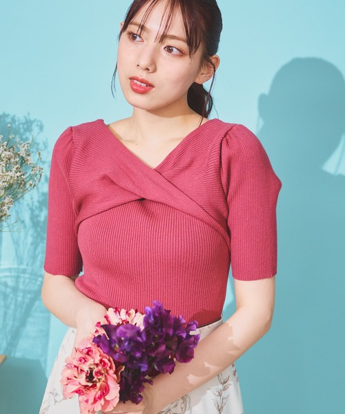 NOELA(ノエラ)の「ツイスト2WAYリブニット(ニット/セーター・レディース・ピンク/ブルー/ブラック/ブラウン/オフホワイト・フリー)」の5枚目の写真