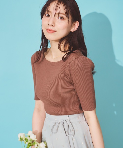 NOELA(ノエラ)の「ツイスト2WAYリブニット(ニット/セーター・レディース・ピンク/ブルー/ブラック/ブラウン/オフホワイト・フリー)」の11枚目の写真