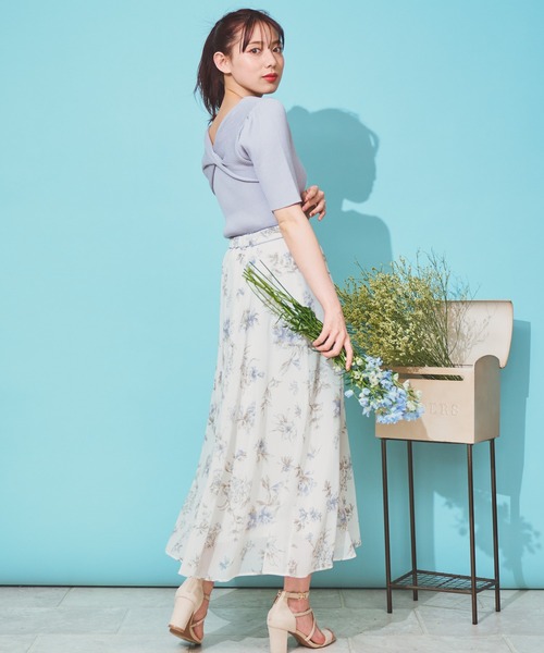 NOELA(ノエラ)の「ツイスト2WAYリブニット(ニット/セーター・レディース・ピンク/ブルー/ブラック/ブラウン/オフホワイト・フリー)」の17枚目の写真