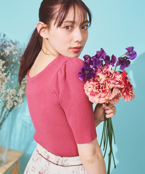 NOELA(ノエラ)の「ツイスト2WAYリブニット(ニット/セーター・レディース・ピンク/ブルー/ブラック/ブラウン/オフホワイト・フリー)」の20枚目の写真