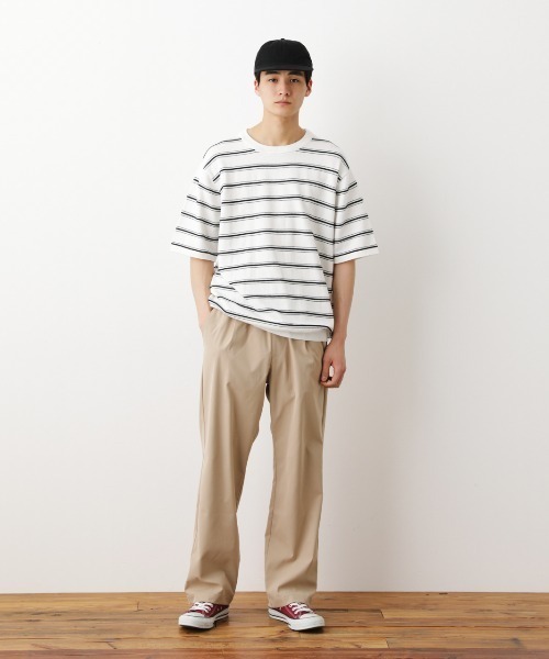 RODEO CROWNS WIDE BOWL（ロデオクラウンズワイドボウル）の「ストレッチタックパンツ（チノパンツ・メンズ・ベージュ/ブラック・LARGE/MEDIUM）」の5枚目の写真