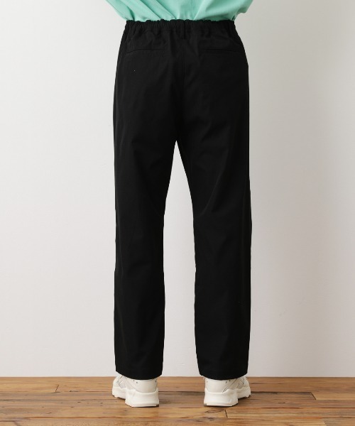 RODEO CROWNS WIDE BOWL（ロデオクラウンズワイドボウル）の「ストレッチタックパンツ（チノパンツ・メンズ・ベージュ/ブラック・LARGE/MEDIUM）」の11枚目の写真