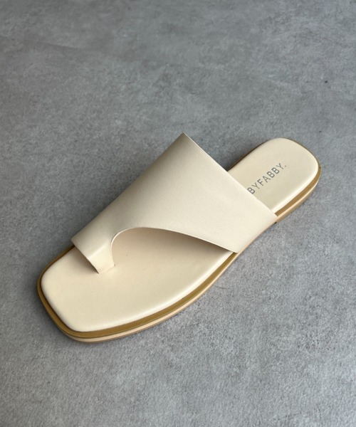 Chez toi（シェトワ）の「フラットトングサンダル（サンダル・レディース・グレー/オフホワイト/ブラック・S/M/L）」の10枚目の写真