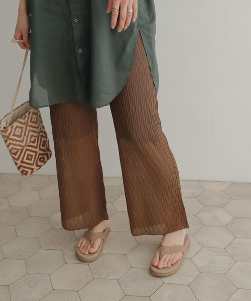 URBAN RESEARCH DOORS(アーバンリサーチドアーズ)の「シャーリングKNITパンツ(その他パンツ・レディース・ブラウン/ネイビー・MEDIUM)」の18枚目の写真