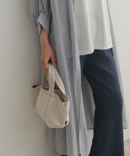 URBAN RESEARCH DOORS(アーバンリサーチドアーズ)の「シャーリングKNITパンツ(その他パンツ・レディース・ブラウン/ネイビー・MEDIUM)」の4枚目の写真