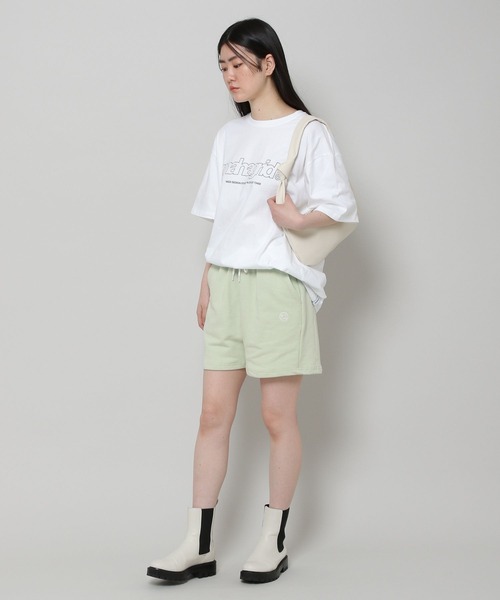 MAHAGRID（マハグリッド）の「【UNISEX】MAHAGRID／THIRD LOGO TEE　2277558（Tシャツ/カットソー・レディース・ホワイト/チャコール/ライトブルー/ブラック/レッド/クリーム・X-LARGE/MEDIUM/LARGE/SMALL）」の7枚目の写真
