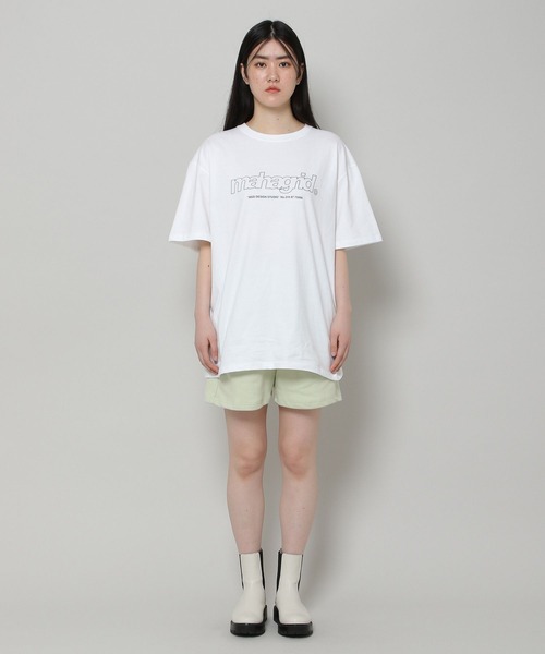 MAHAGRID（マハグリッド）の「【UNISEX】MAHAGRID／THIRD LOGO TEE　2277558（Tシャツ/カットソー・レディース・ホワイト/チャコール/ライトブルー/ブラック/レッド/クリーム・X-LARGE/MEDIUM/LARGE/SMALL）」の8枚目の写真