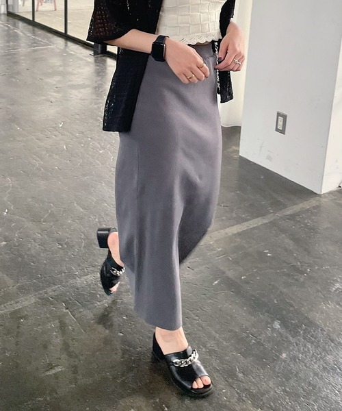 PAGEBOY（ページボーイ）の「カットスリットナロースカート（スカート・レディース・オフホワイト/ブラック/チャコールグレー・FREE）」の20枚目の写真