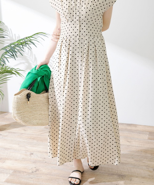URBAN RESEARCH Sonny Label(アーバンリサーチサニーレーベル)の「ウエストマークドットプリントワンピース(ワンピース・レディース・ベージュ/ブラック・FREE)」の21枚目の写真