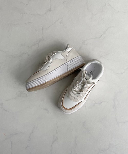 AS KNOW AS plus（アズノゥアズプラス）の「ロゴ 厚底スニーカー