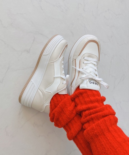 AS KNOW AS plus（アズノゥアズプラス）の「ロゴ 厚底スニーカー