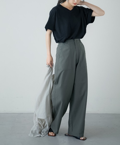 Fashion Letter（ファッションレター）の「Vネックコットンワッフルカットソー（Tシャツ/カットソー・レディース・ブラック/オフホワイト/チャコール・M）」の11枚目の写真