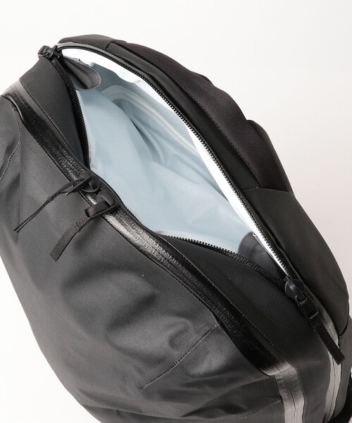 International Gallery BEAMS(インターナショナルギャラリービームス)の「VEILANCE / NOMIN PACK(トートバッグ・メンズ・ブラック・ONE SIZE)」の7枚目の写真