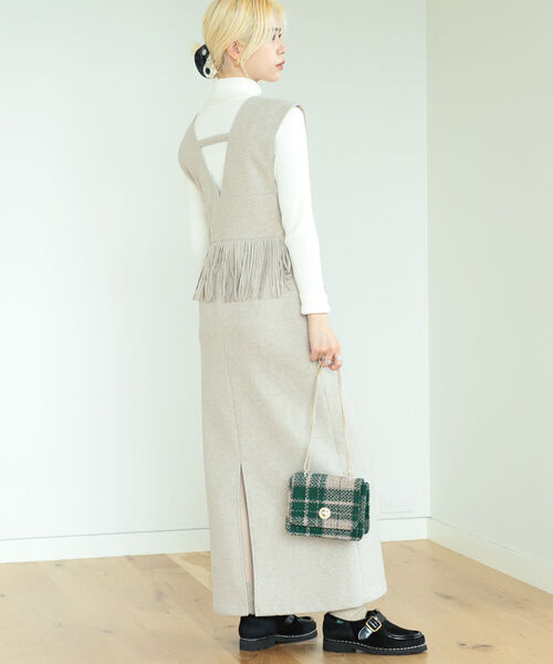 BeAMS DOT（ビームスドット）の「BeAMS DOT / ウエストフリンジ ジャンパースカート（ワンピース・レディース・ブラック/ベージュ/ワイン・FREE）」の3枚目の写真