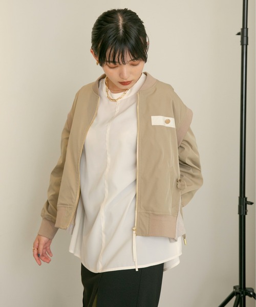Eimee Law(エイミーロウ)の「バックフリルミリタリーベストブルゾン(ブルゾン・レディース・ブラック/ベージュ/カーキ・38)」の12枚目の写真