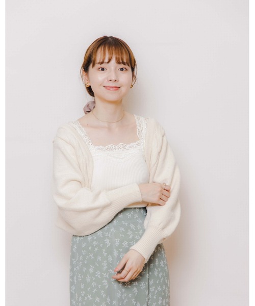 flower(フラワー)の「ケーブルボレロカーディガン(カーディガン/ボレロ・レディース・ブラウン/アイボリー・FREE)」の7枚目の写真