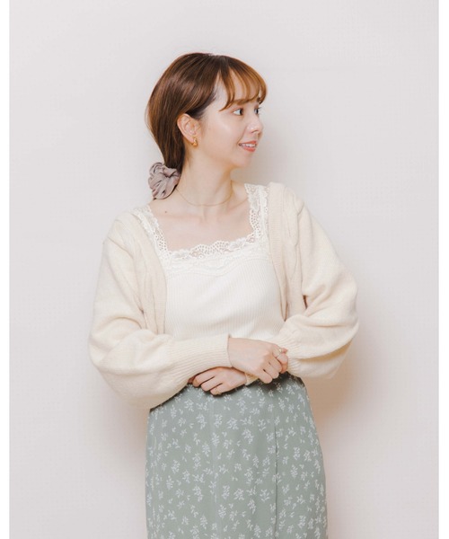 flower(フラワー)の「ケーブルボレロカーディガン(カーディガン/ボレロ・レディース・ブラウン/アイボリー・FREE)」の9枚目の写真