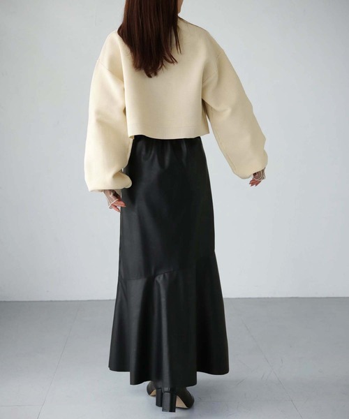 cheriella（シェリエラ）の「【cheriella】WEB限定スポンディッシュガーターショートプルオーバー（ニット/セーター・レディース・ブラック/ブラウン/グリーン/アイボリー/ワインレッド/ブルー/ライトグレー/ピンク・M）」の20枚目の写真