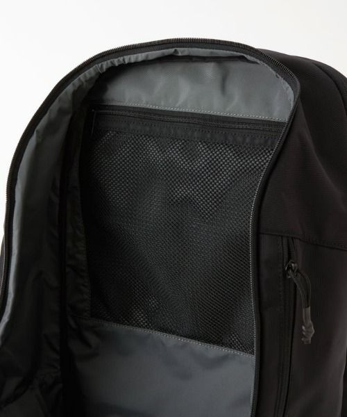 WHITE MOUNTAINEERING（ホワイトマウンテニアリング）の「WM×BRIEFING BACK PACK（バックパック/リュック・メンズ・ブラック・FREE）」の4枚目の写真