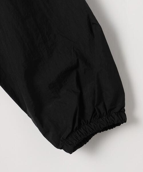 green label relaxing（グリーンレーベルリラクシング）の「＜PROGRESS RUNNING CLUB＞PRC1998 トラックジャケット（ナイロンジャケット・メンズ・ブラック・L/M）」の2枚目の写真