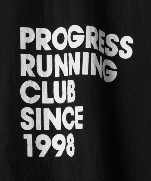 green label relaxing（グリーンレーベルリラクシング）の「＜PROGRESS RUNNING CLUB＞PRC1998 トラックジャケット（ナイロンジャケット・メンズ・ブラック・L/M）」の4枚目の写真