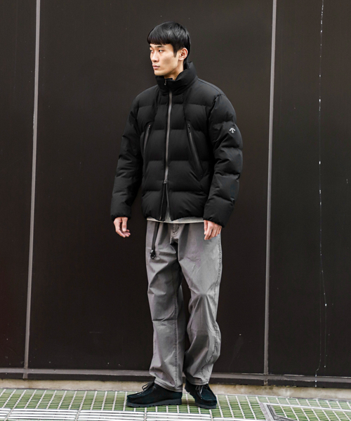 DESCENTE ALLTERRAIN(デサント オルテライン)の「【ALLTERRAIN/オルテライン】別注 水沢ダウン "ビッグスタンドマウンテニア"(ダウンジャケット/コート・メンズ・ブラック・MEDIUM/LARGE/X-LARGE)」の9枚目の写真