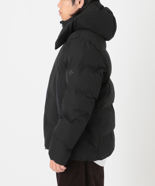 DESCENTE ALLTERRAIN(デサント オルテライン)の「【ALLTERRAIN/オルテライン】別注 水沢ダウン "ビッグスタンドマウンテニア"(ダウンジャケット/コート・メンズ・ブラック・MEDIUM/LARGE/X-LARGE)」の18枚目の写真