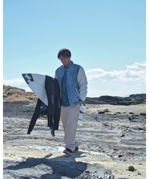 BILLABONG（ビラボン）の「BILLABONG メンズ 【WAVE WASHED】 DENIM STADIUM JACKET ジャケット 【2022年秋冬モデル】/ビラボンスタジャン（ブルゾン・メンズ・インディゴブルー/ブルー・MEDIUM/LARGE/X-LARGE/SMALL）」の7枚目の写真