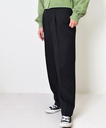 センタープレスパンツ