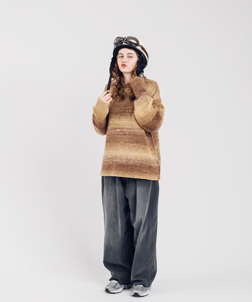 MUHET（ミュエータ）の「グラデーションニットプルオーバー（ニット/セーター・レディース・ブルー/ブラウン/パープル・X-LARGE/MEDIUM）」の7枚目の写真