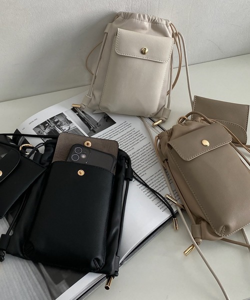 DouDou（ドゥドゥ）の「巾着スマホショルダー（ショルダーバッグ・レディース・アイボリー/ブラック/ベージュ・FREE）」の8枚目の写真