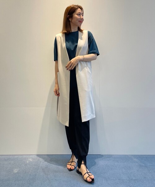 UNFILO(アンフィーロ)の「【新色追加!/接触冷感】マイビューティ フォルムTシャツ(Tシャツ/カットソー・レディース・ライトイエロー系/ネイビー系2/ベージュ系2/ホワイト系2/ブラック系/黄土色系・X-LARGE)」の7枚目の写真