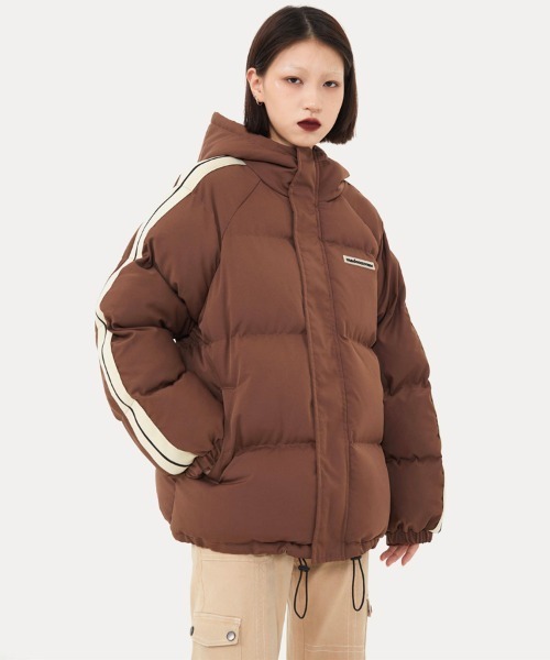 Ressaca（レサーカ）の「ワンポイントロゴ フード付きトラックフェイクダウンジャケット（ダウンジャケット/コート・レディース・オフホワイト/ブラック/ピンク/ブルー/ブラウン・XL/M/S/L）」の12枚目の写真