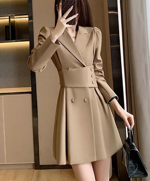 gossip!ロサンゼルス(ゴシップロサンゼルス)の「テーラードミニ丈ワンピース(ワンピース・レディース・ブラック/ベージュ/ブラック系その他/ベージュ系その他・M/L)」の4枚目の写真