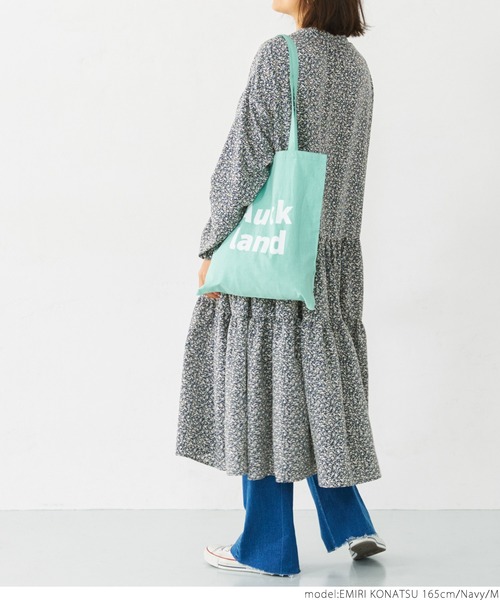 coca(coca)(コカ)の「花柄ティアードワンピース(ワンピース・レディース・ネイビー/ブラック・M/L)」の12枚目の写真