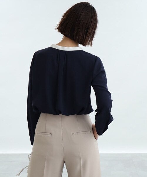 INDIVI（インディヴィ）の「◆【洗える/UV/吸水速乾】ボウタイブラウス（シャツ/ブラウス・レディース・ネイビー/オフホワイト/黄緑系6/サックスブルー系5・40/38/36/03/05/12/15 /13/19）」の21枚目の写真