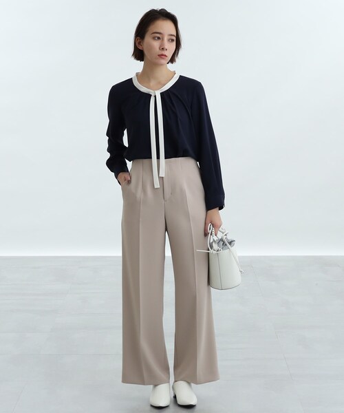 INDIVI（インディヴィ）の「◆【洗える/UV/吸水速乾】ボウタイブラウス（シャツ/ブラウス・レディース・ネイビー/オフホワイト/黄緑系6/サックスブルー系5・40/38/36/03/05/12/15 /13/19）」の12枚目の写真