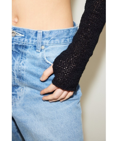 THROW by SLY（スローバイスライ）の「THROW TAPE YARN CROP ARM C/D テープヤーン クロップド丈 ショート丈 カーディガン シアー（カーディガン/ボレロ・レディース・ブラック/クリアレッド・FREE）」の9枚目の写真