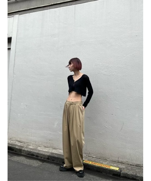 THROW by SLY（スローバイスライ）の「THROW TAPE YARN CROP ARM C/D テープヤーン クロップド丈 ショート丈 カーディガン シアー（カーディガン/ボレロ・レディース・ブラック/クリアレッド・FREE）」の15枚目の写真